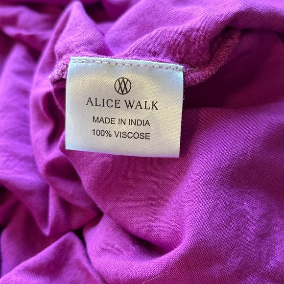 Alice Walk Smocked front yoke embroidered Top Vneck two button closure peasant M - Picture 8 of 11